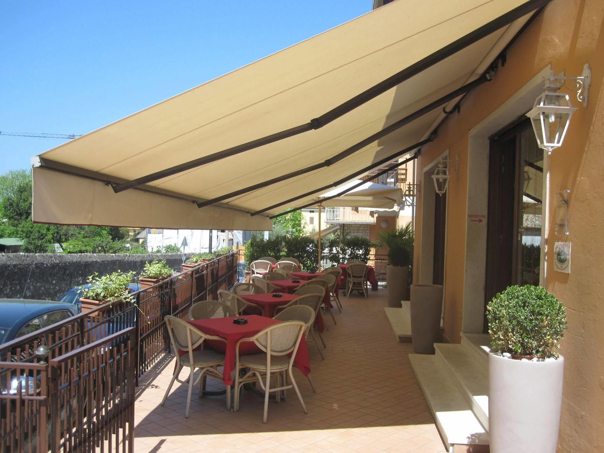 Hotel Benacus Bardolino Exterior foto